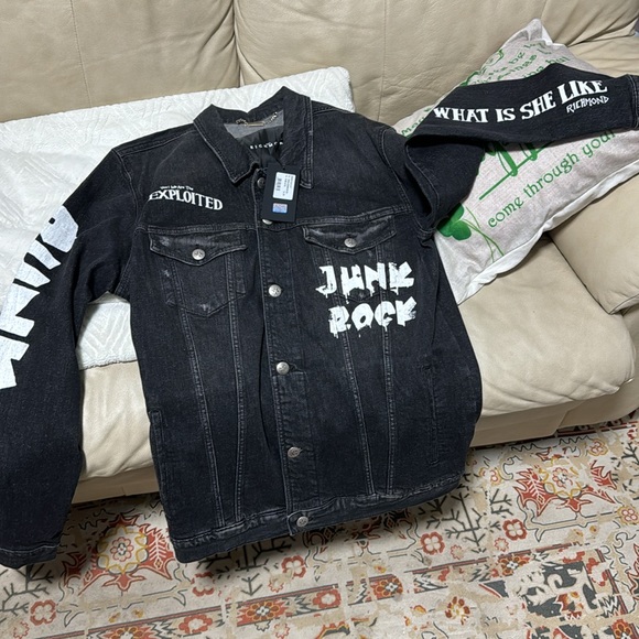 John Richmond - Picture 5 of 5